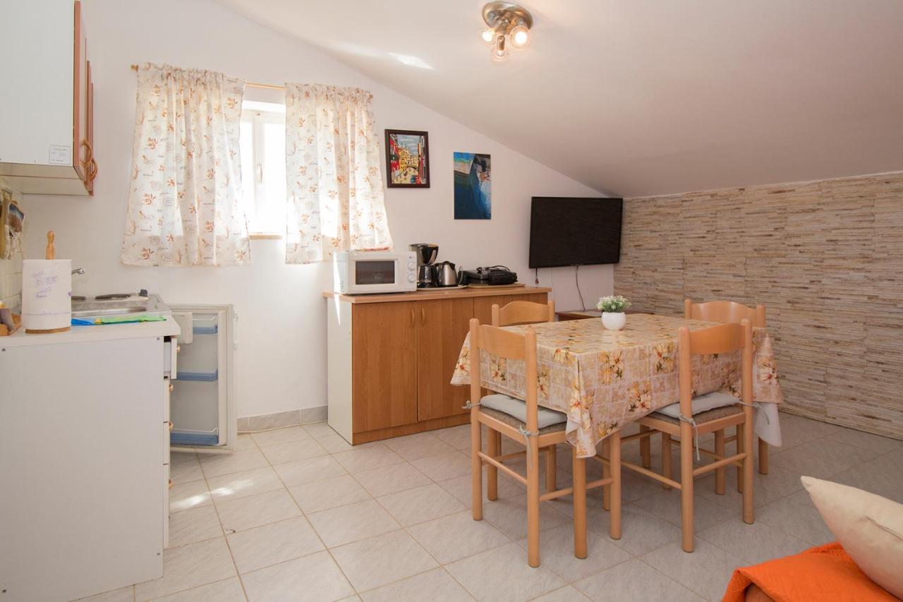 Apartments Palma Bed & Breakfast เมดูลิน ภายนอก รูปภาพ