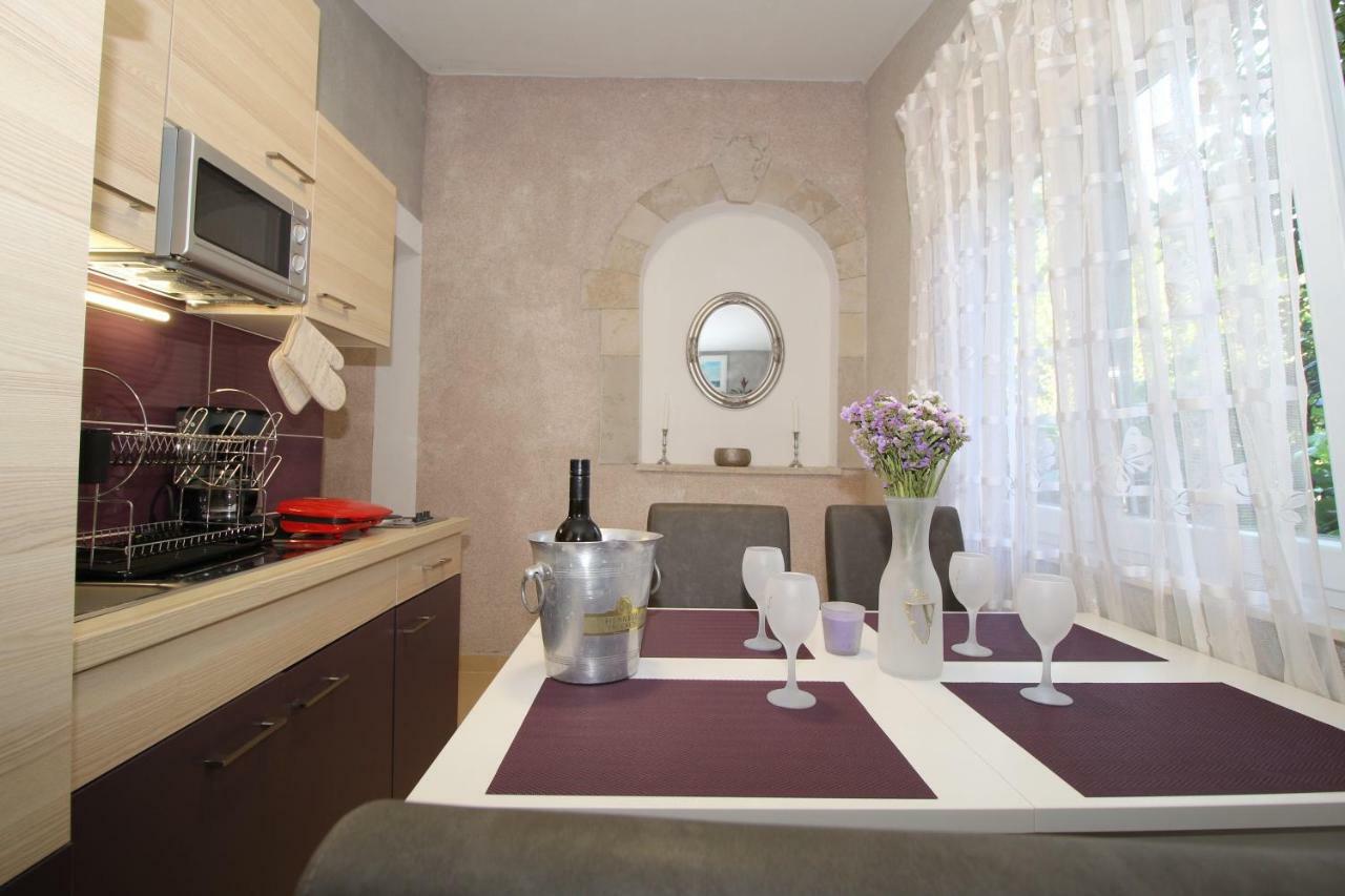Apartments Palma Bed & Breakfast เมดูลิน ภายนอก รูปภาพ
